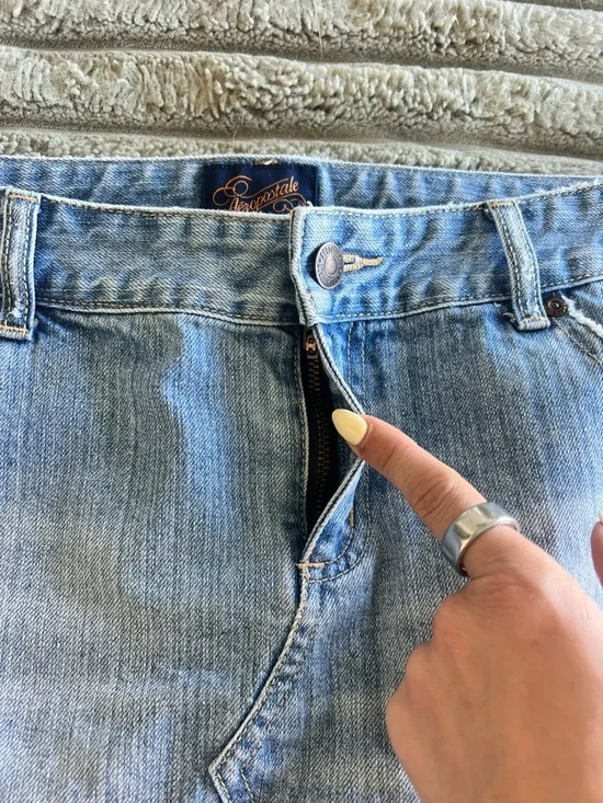 Vintage Y2K Aeropostale Light Blue Denim Mini Skirt with Frayed Hem - Picture 4 of 7